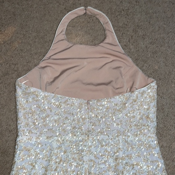 Dress the Population Cream Halter Dress - Picture 8 of 12